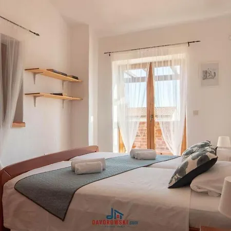 Amelie Comfortable Holiday Отель 4*