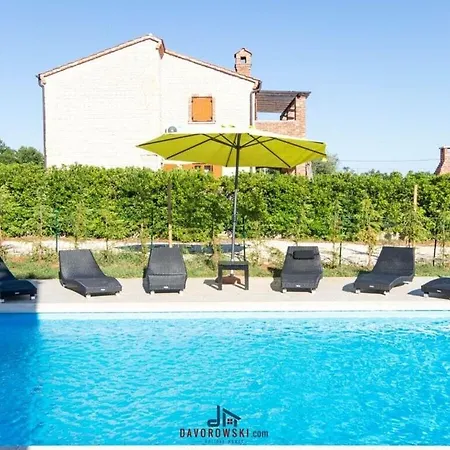 Hotel Amelie Comfortable Holiday
